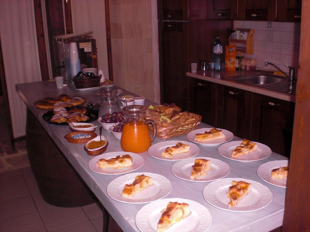 منزل الضيف مارسالا  في A Giummara المظهر الخارجي الصورة